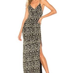 House of Harlow formal dress perfect for any occasion